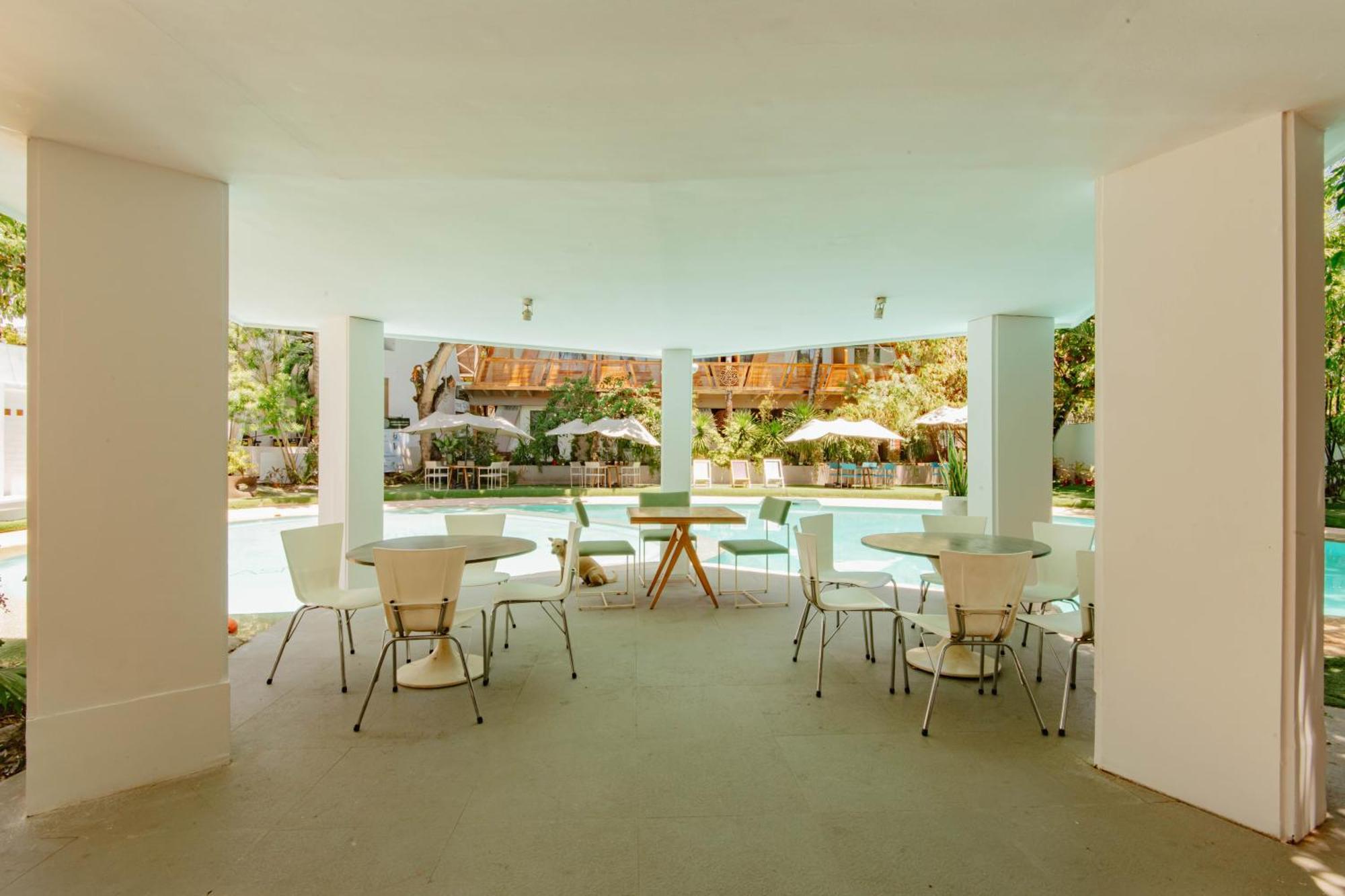 Asmara Urban Resort & Lifestyle Village Powered By Aston 宿务 外观 照片