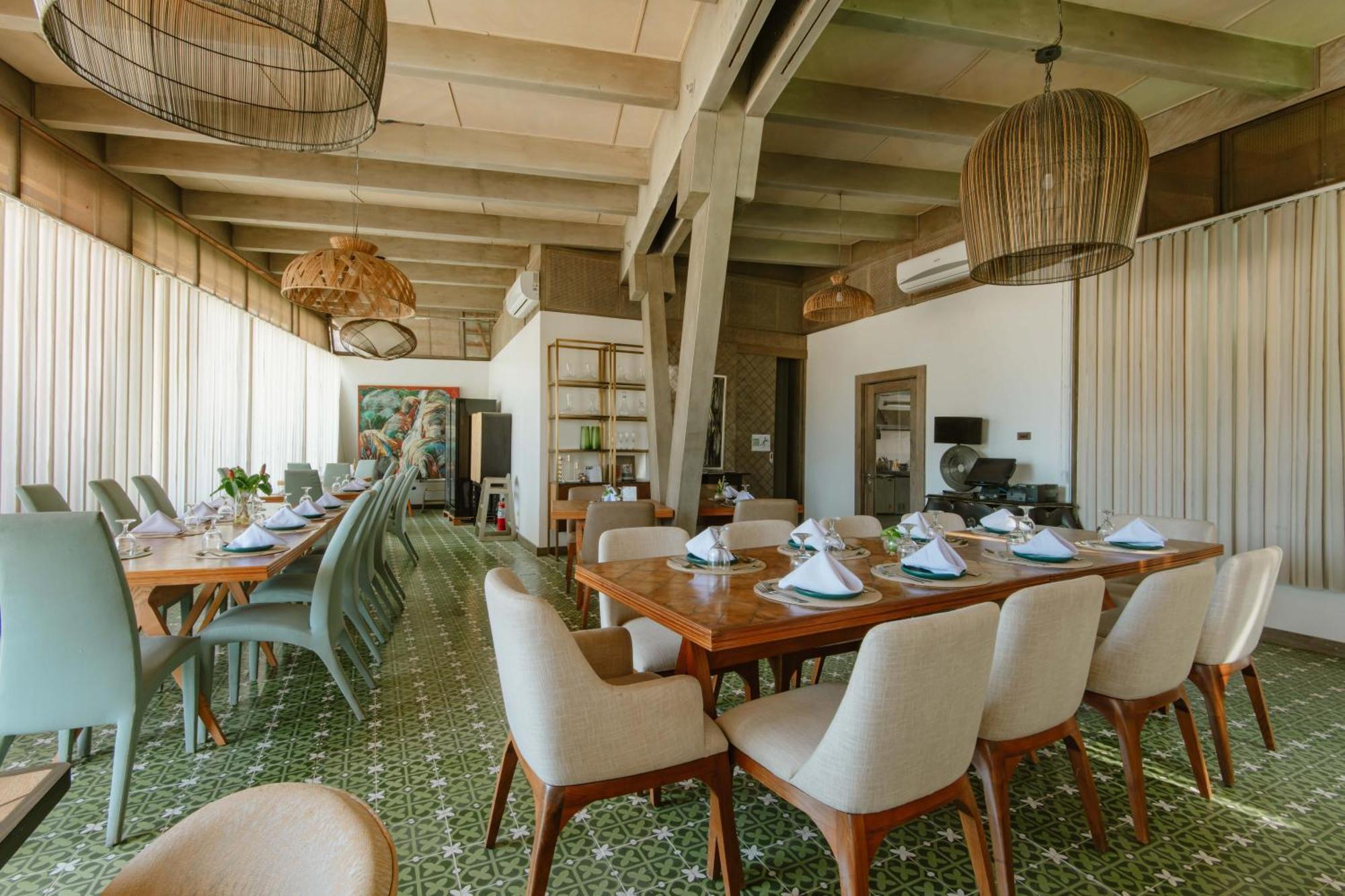 Asmara Urban Resort & Lifestyle Village Powered By Aston 宿务 外观 照片