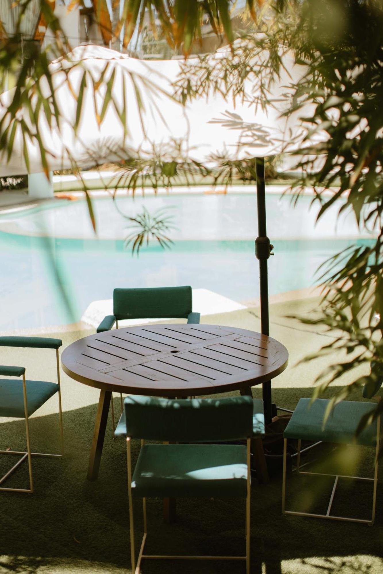Asmara Urban Resort & Lifestyle Village Powered By Aston 宿务 外观 照片